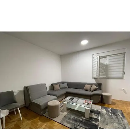 Nata Apartment *